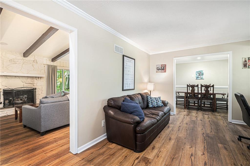 3262 Bluff Road