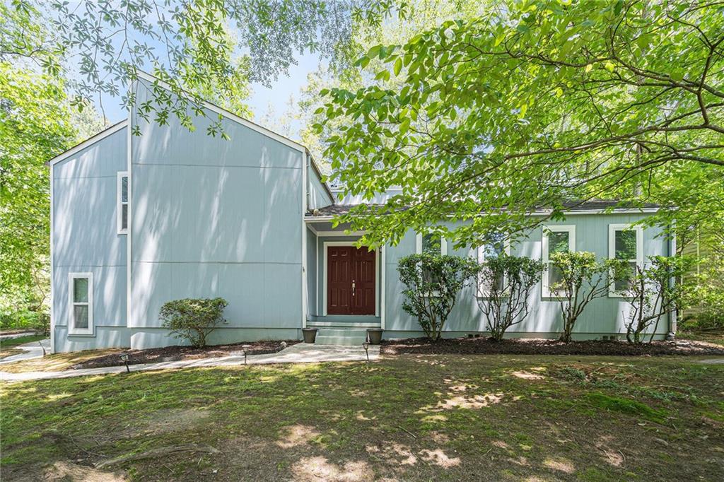 3262 Bluff Road