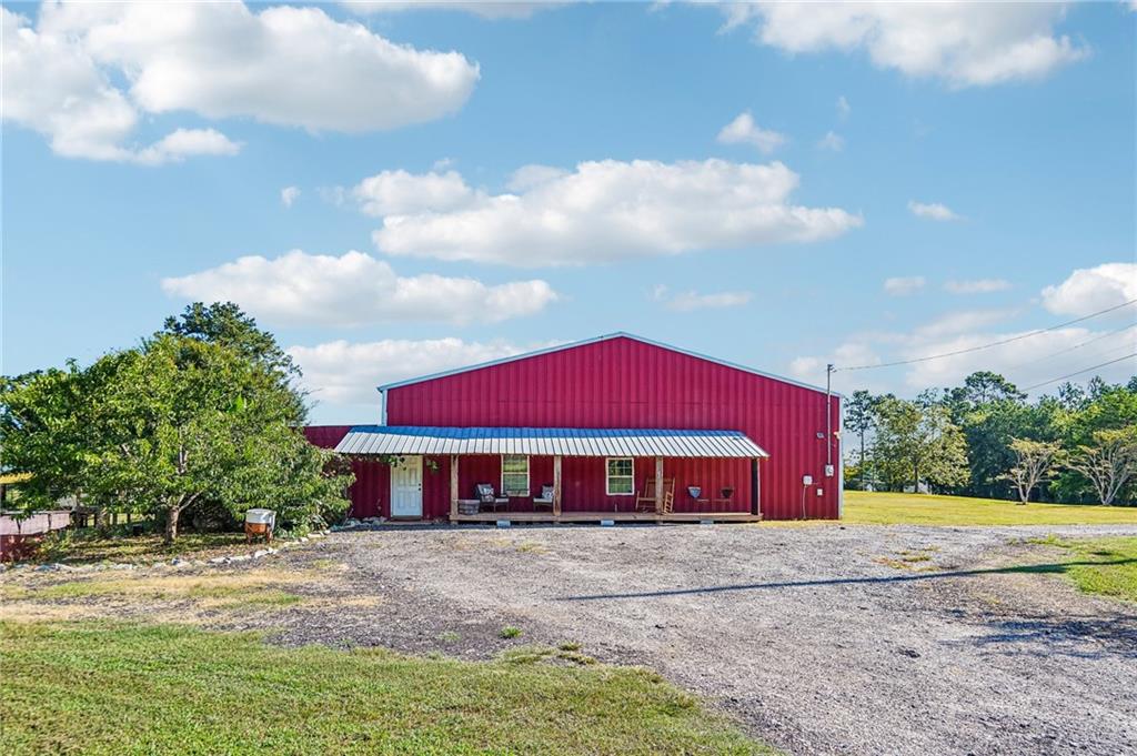 1115 Daniel Road