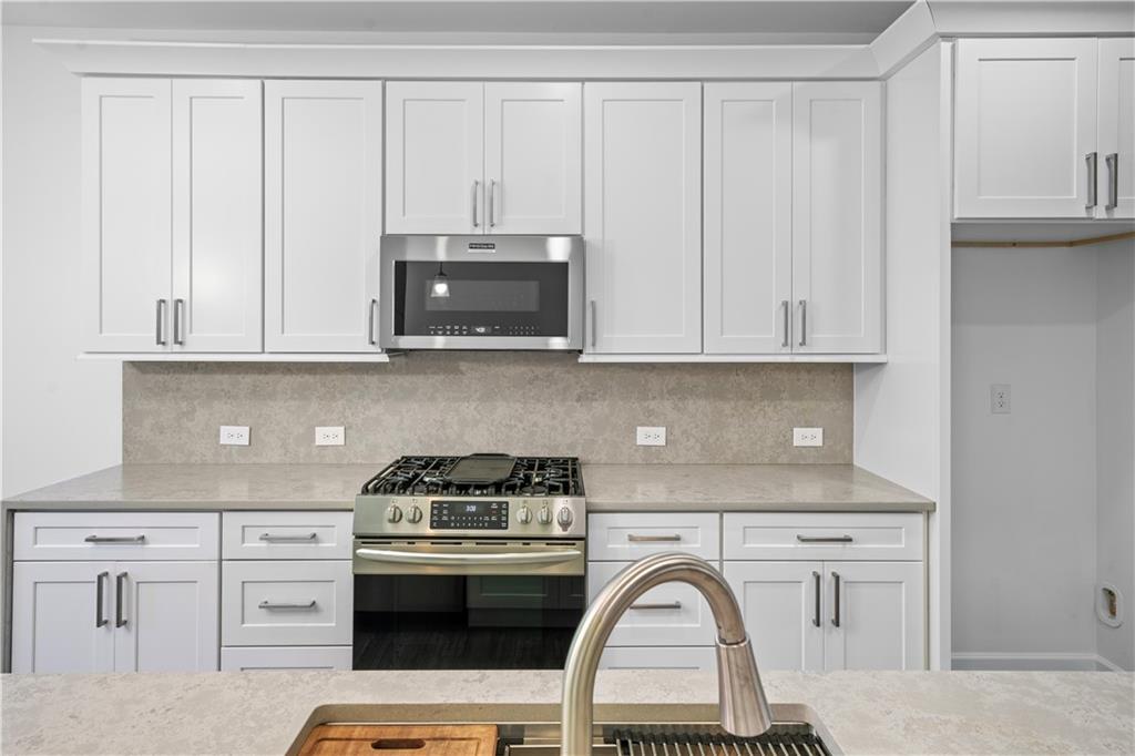 4705 White Buckeye Drive