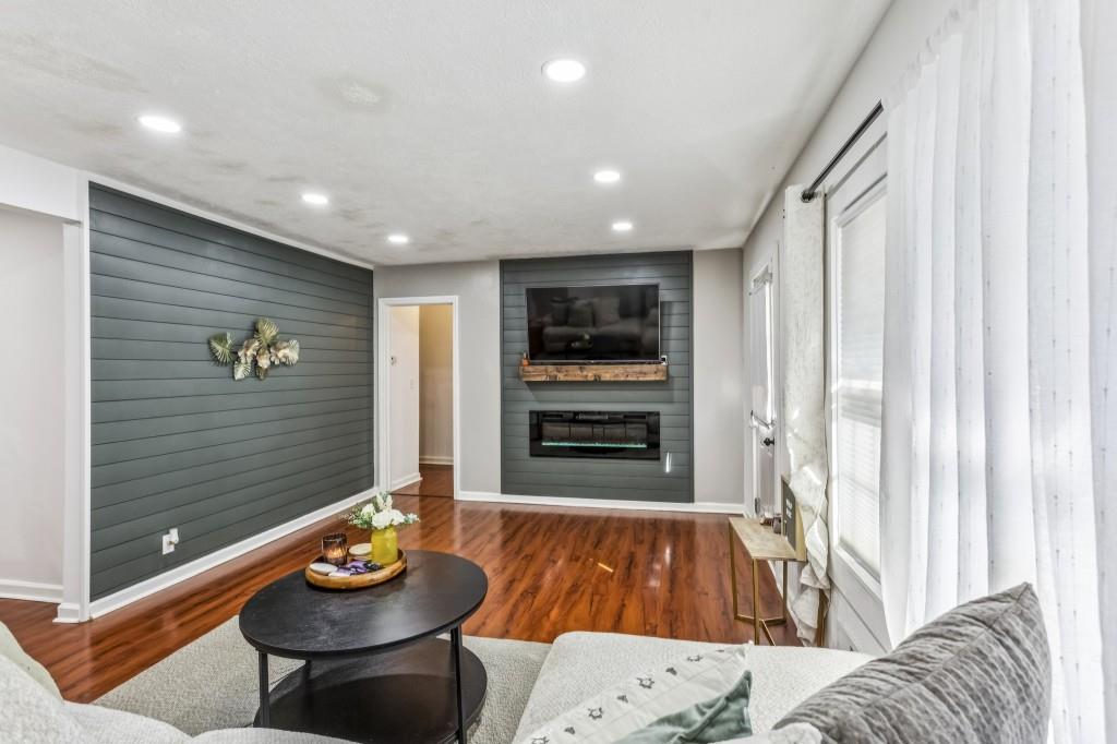 5430 Carol Circle SW