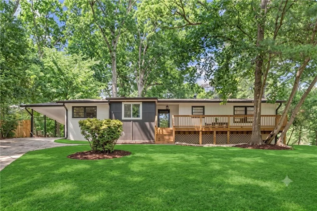 1507 Lively Ridge Road NE