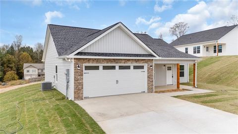 A home in Calhoun