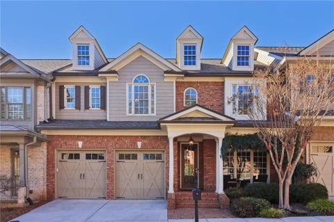 Townhouse For Sale - 10615 Arlington Point<br/> Johns Creek, GA 30022