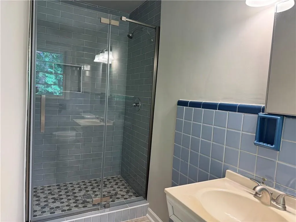 Atlanta, Georgia 30311, United States, 4 Bedrooms Bedrooms, ,2 BathroomsBathrooms,Residential,Active,108666