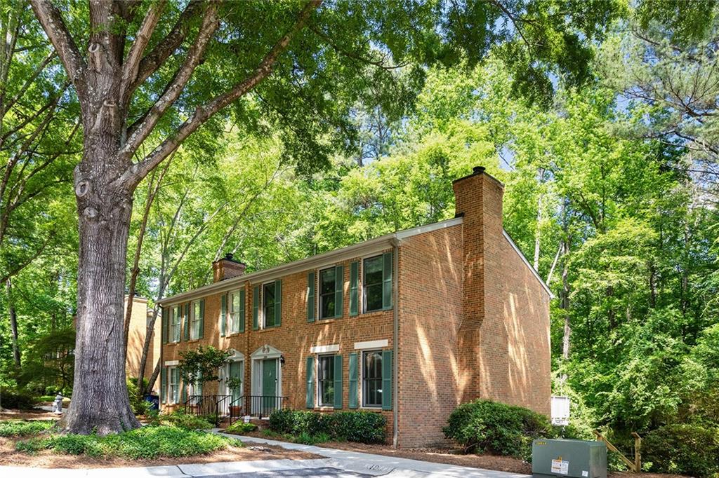 1108 Morningside Place NE