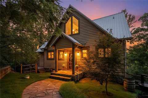 1432 Walnut Ridge Ellijay GA 30536