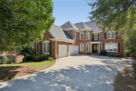 Homes For Sale - 2005 Granbury Court<br/> Cumming, GA 30041