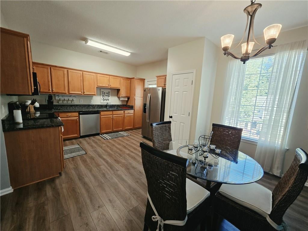 410 Rosewood Lane