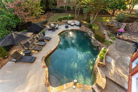 Photo of 2027 Fairway Crossing Drive, Woodstock, GA 30188 (MLS # 7670609)