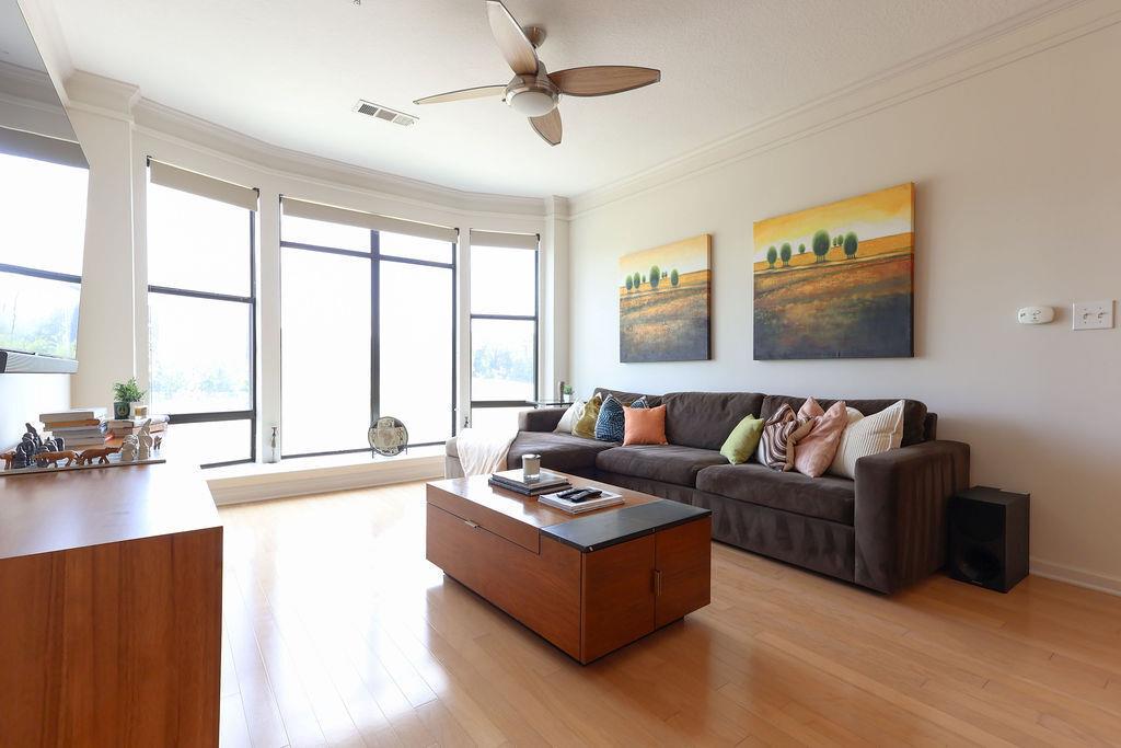 400 17th Street 2325