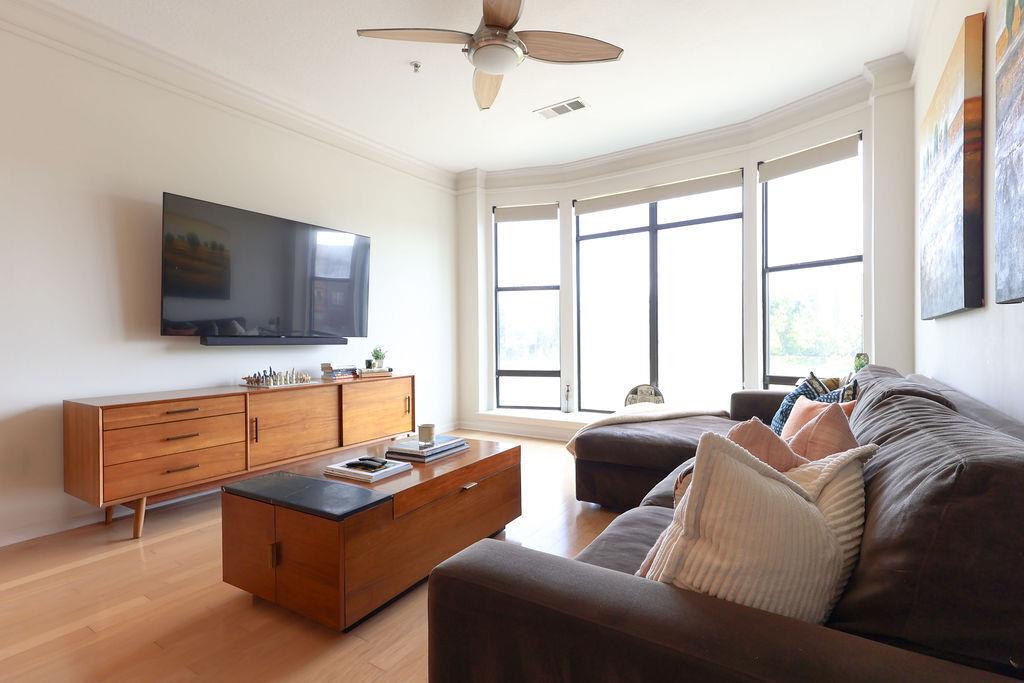 400 17th Street 2325