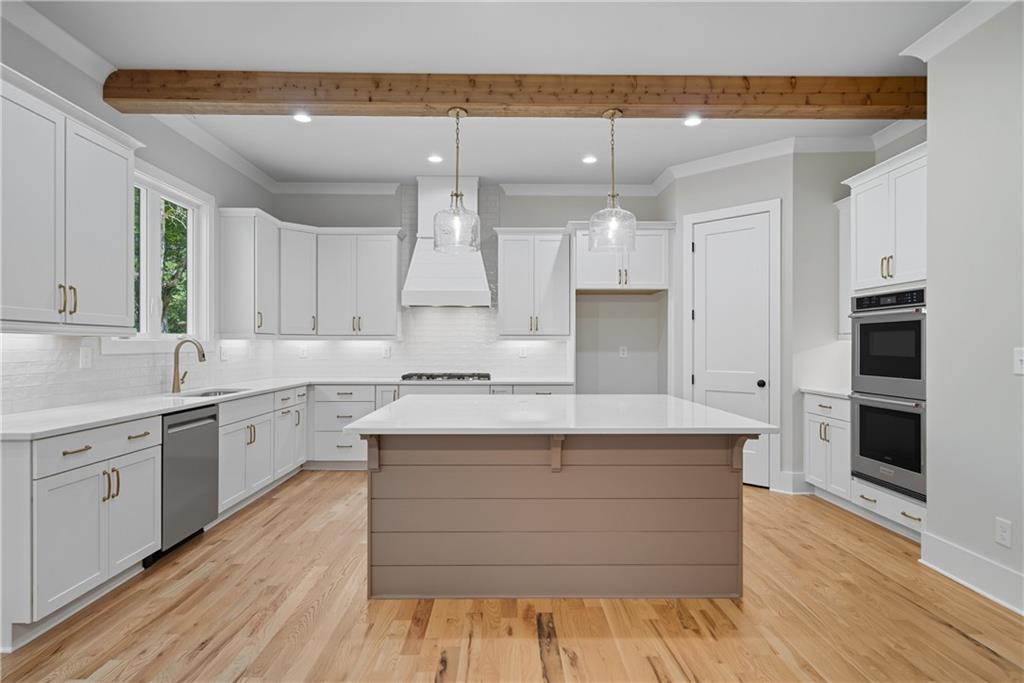 SUGAR PIKE ESTATES - Residential