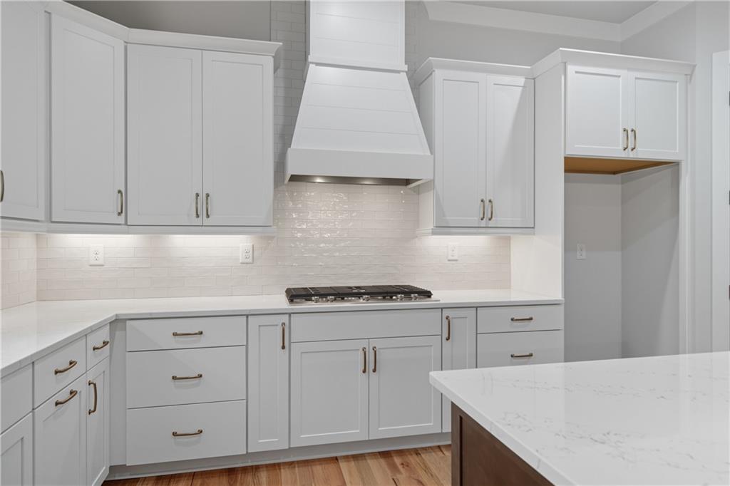SUGAR PIKE ESTATES - Residential
