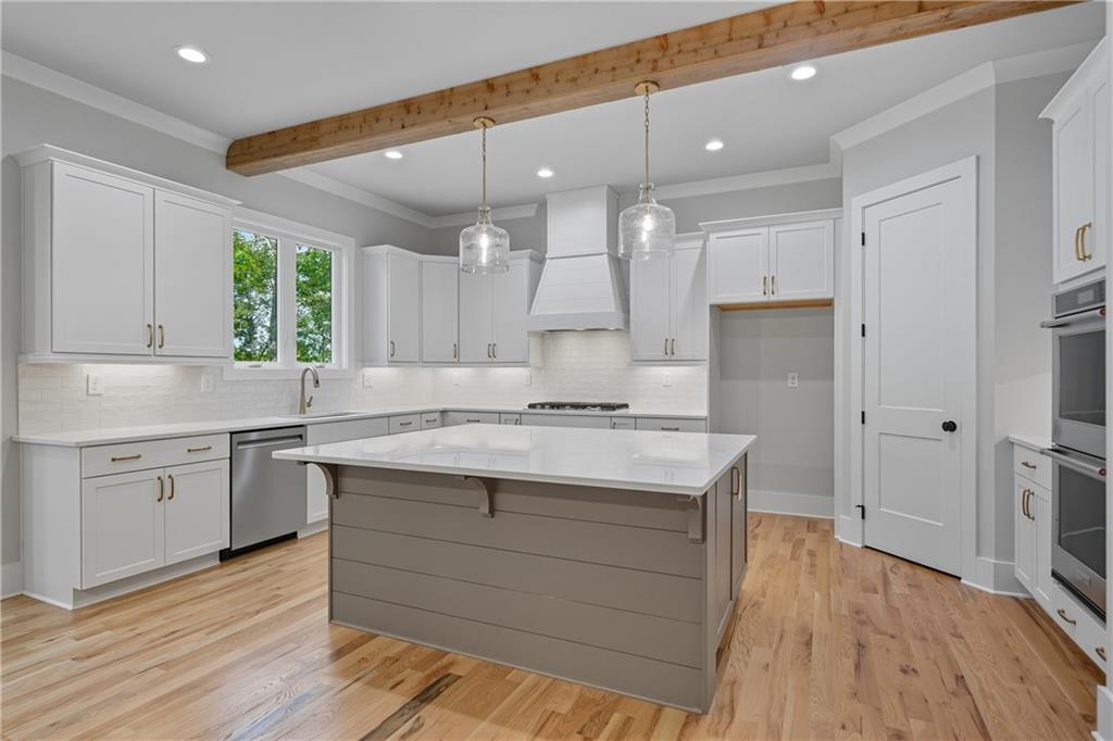 SUGAR PIKE ESTATES - Residential