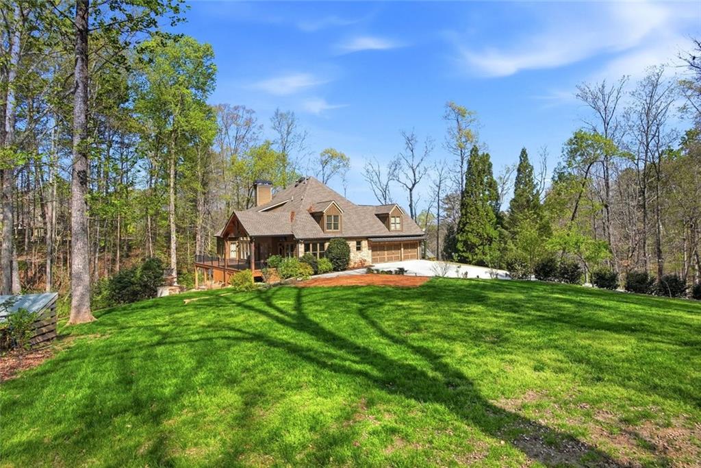 862 Waterford Estates Manor