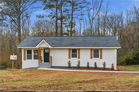 2482 Yolanda Trail Ellenwood GA 30294