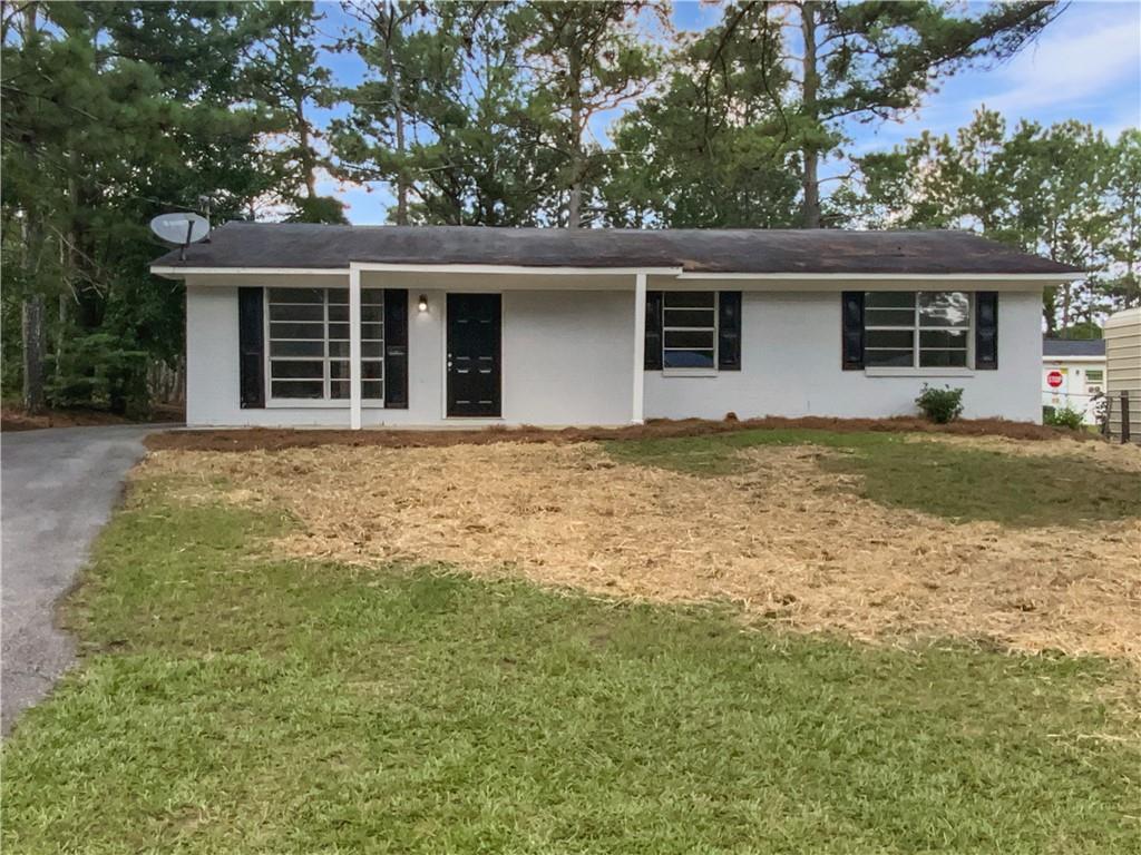 Don’t miss this beautifully remodeled 3-bedroom, 2-bath ranch home in the heart of Covington! This move-in-ready gem features brand-new LVP flooring and fresh paint throughout, giving it a modern and inviting feel. The updated kitchen boasts crisp white cabinets, stainless steel appliances, and plenty of space to cook and entertain.
Both bathrooms have been stylishly updated, adding a touch of luxury to this affordable home. Step outside to enjoy the patio and the peaceful surroundings, perfect for relaxing or hosting gatherings. With no HOA, you have the freedom to personalize your property to suit your lifestyle.
Located in a great area close to shopping, dining, and schools, this home offers the perfect combination of style, convenience, and value. Schedule your showing today and make this Covington charmer your new home!