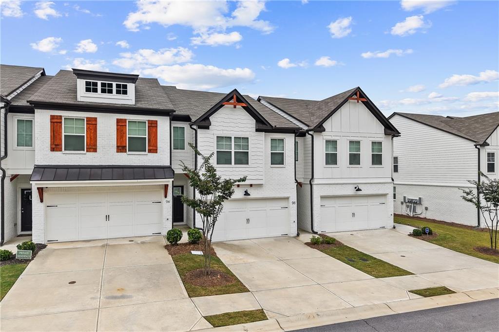 98 Auburn Valley Way