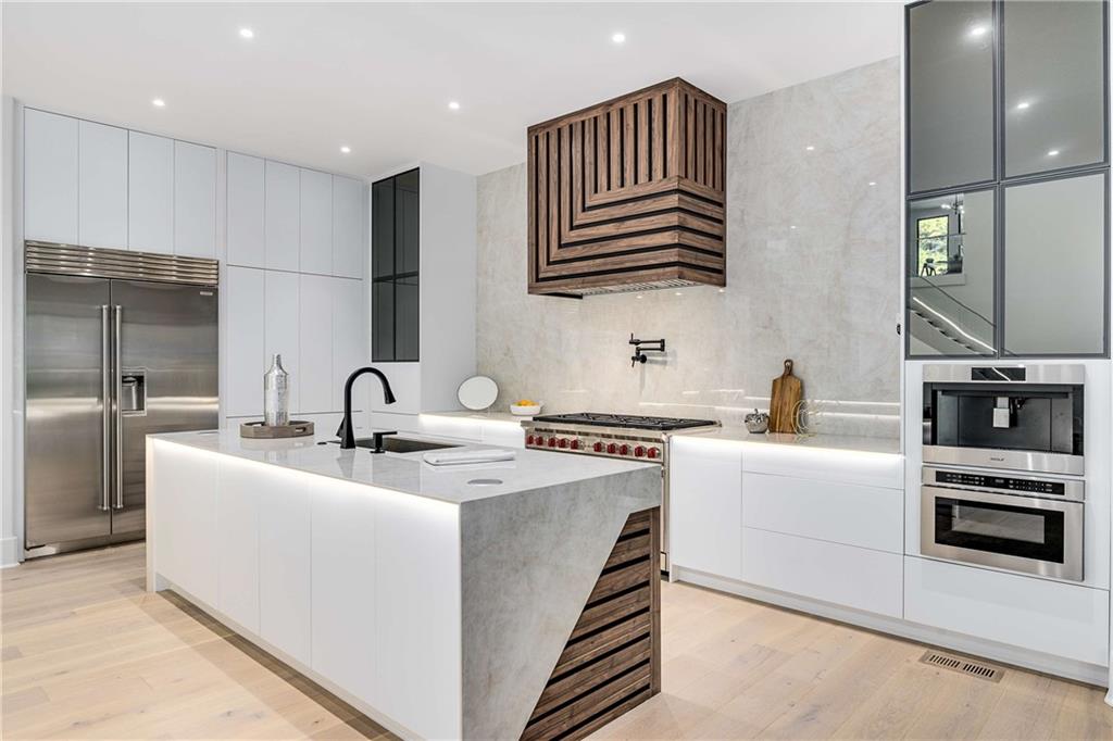 1000 Clementstone Drive