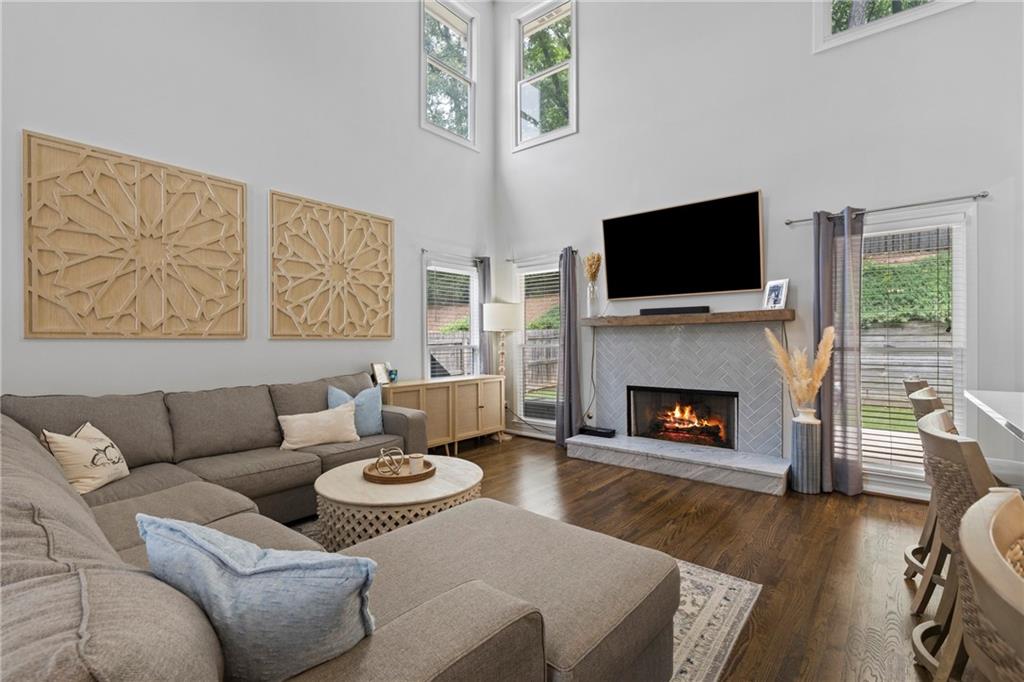 8065 Sandorn Drive