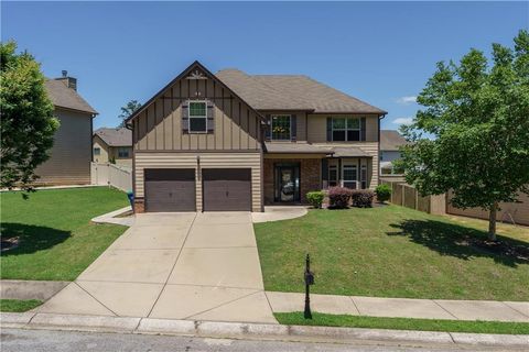 A home in Fairburn