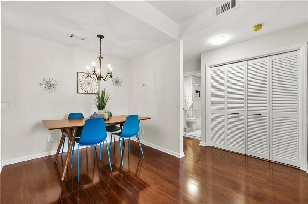 1021 Mcgill Park Avenue NE