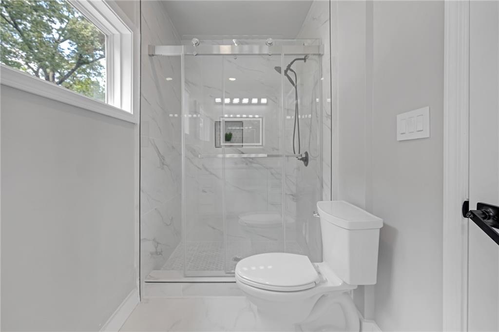 656 S Elizabeth Place NW