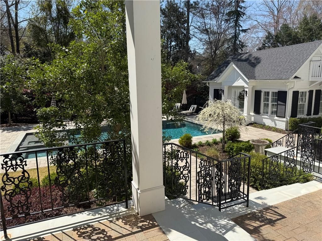 listing image 123