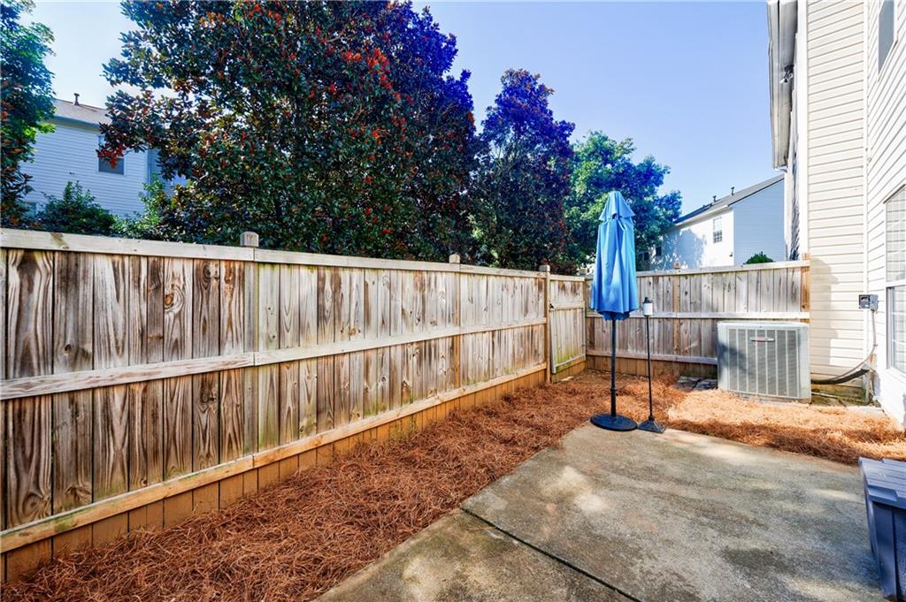 Creekside at Mansell - Residential