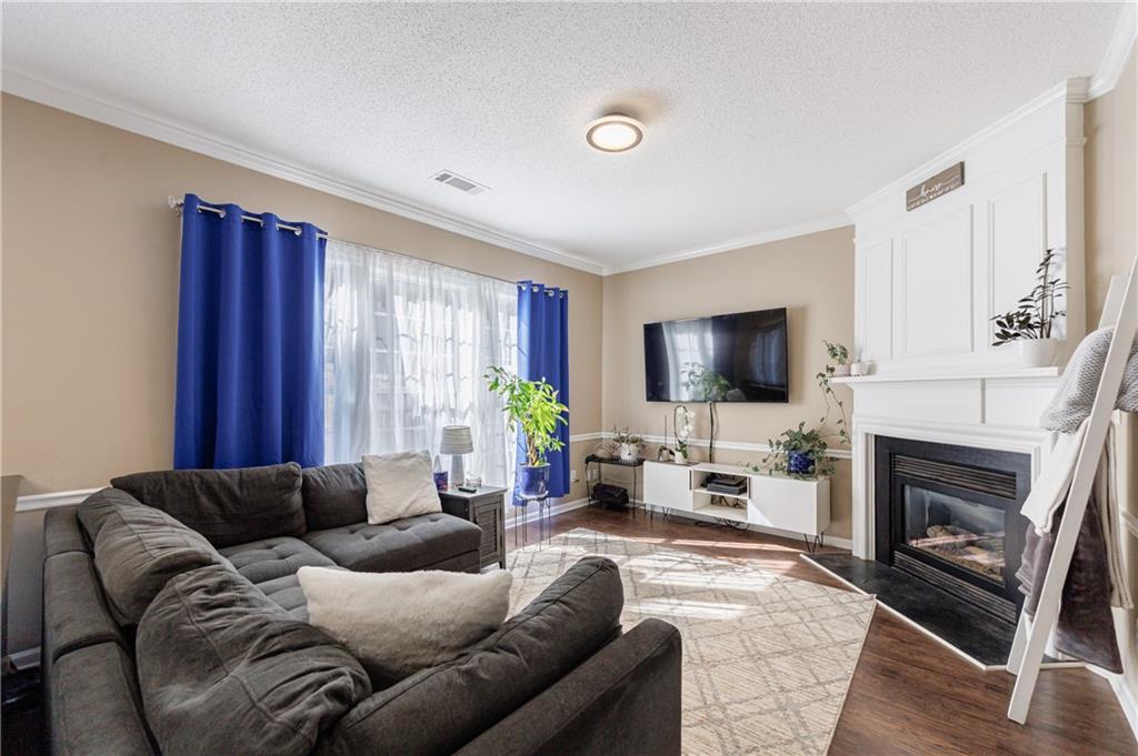 Creekside at Mansell - Residential