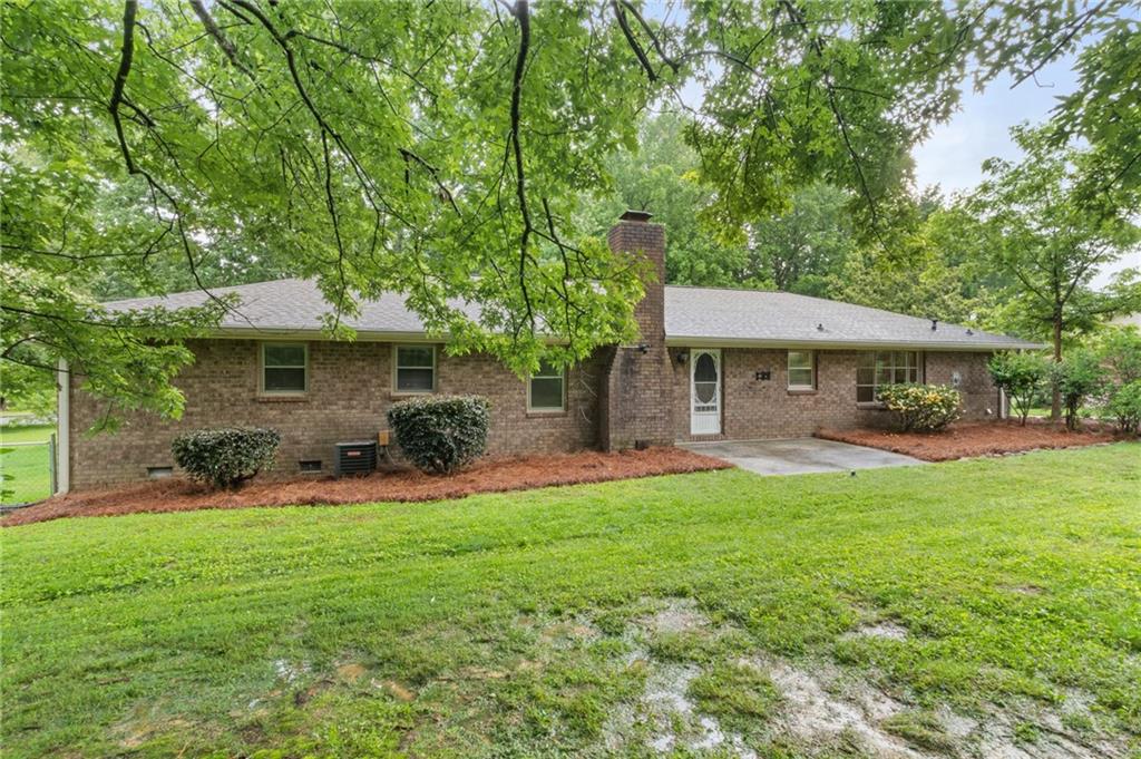 2644 Hickory Valley Drive, Snellville, Georgia image 29