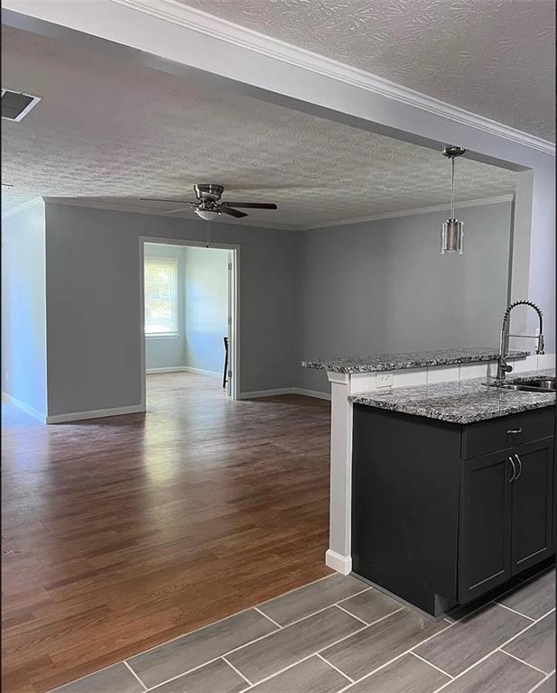 1916 Patterson Circle