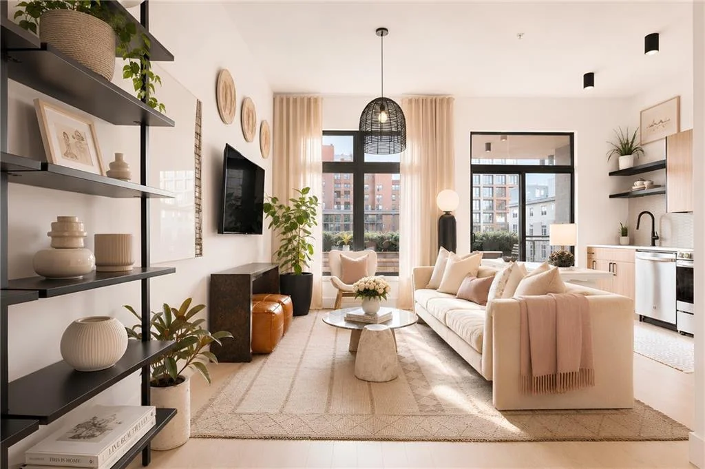 567 Ponce De Leon Avenue Unit 605