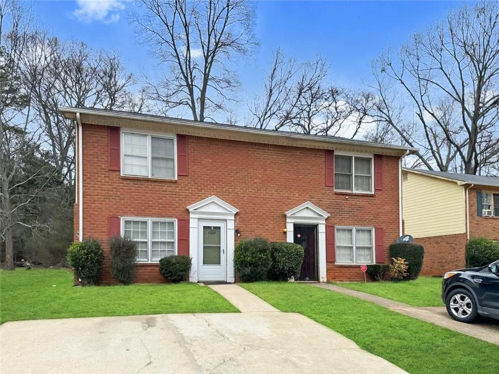 5223 Ridge Forest Drive
