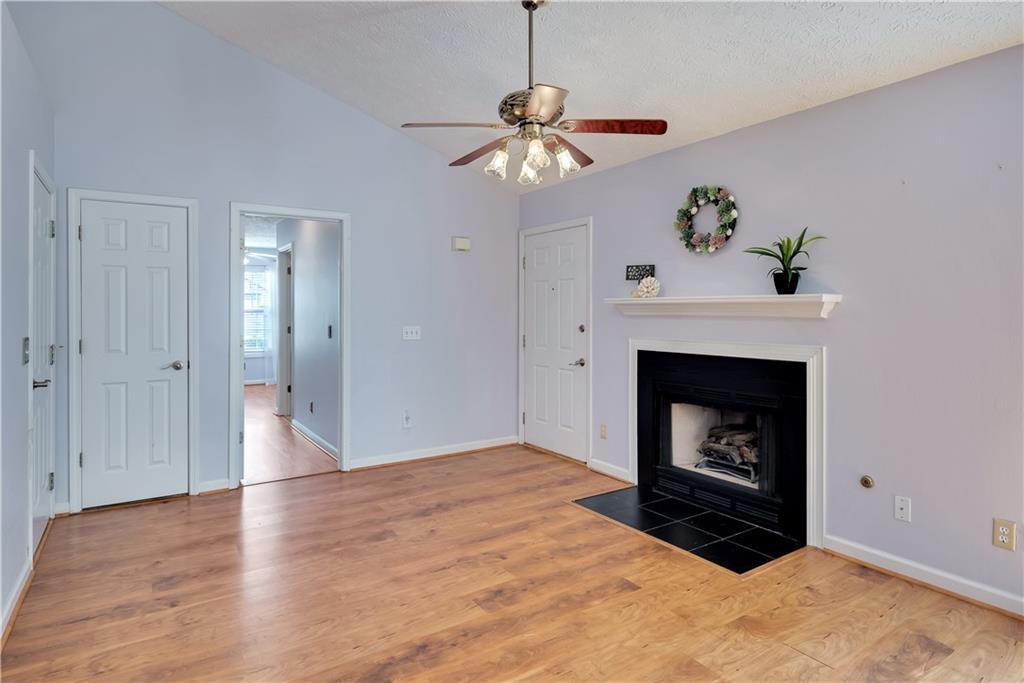 1029 Daventry Crossing, Woodstock, Georgia image 13