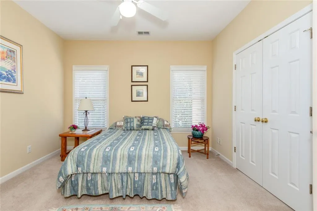 Alpharetta, Georgia 30022, United States, 5 Bedrooms Bedrooms, ,5 BathroomsBathrooms,Residential,Pending,182515