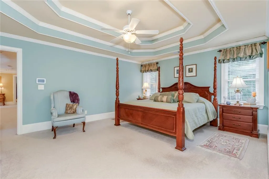 Alpharetta, Georgia 30022, United States, 5 Bedrooms Bedrooms, ,5 BathroomsBathrooms,Residential,Pending,182515