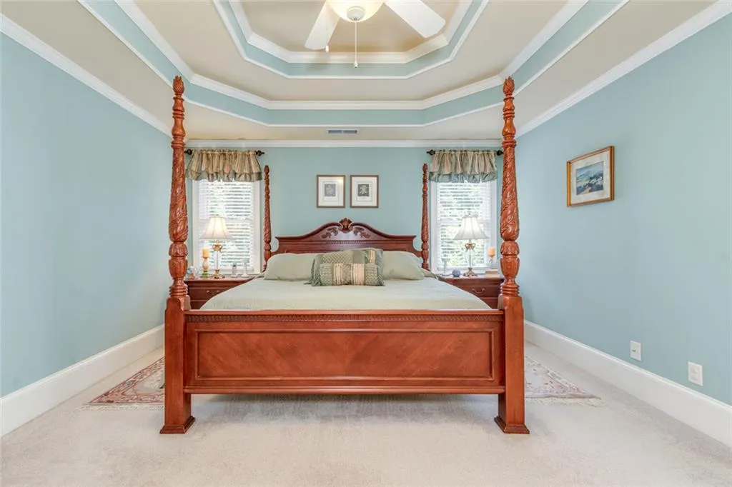 Alpharetta, Georgia 30022, United States, 5 Bedrooms Bedrooms, ,5 BathroomsBathrooms,Residential,Pending,182515