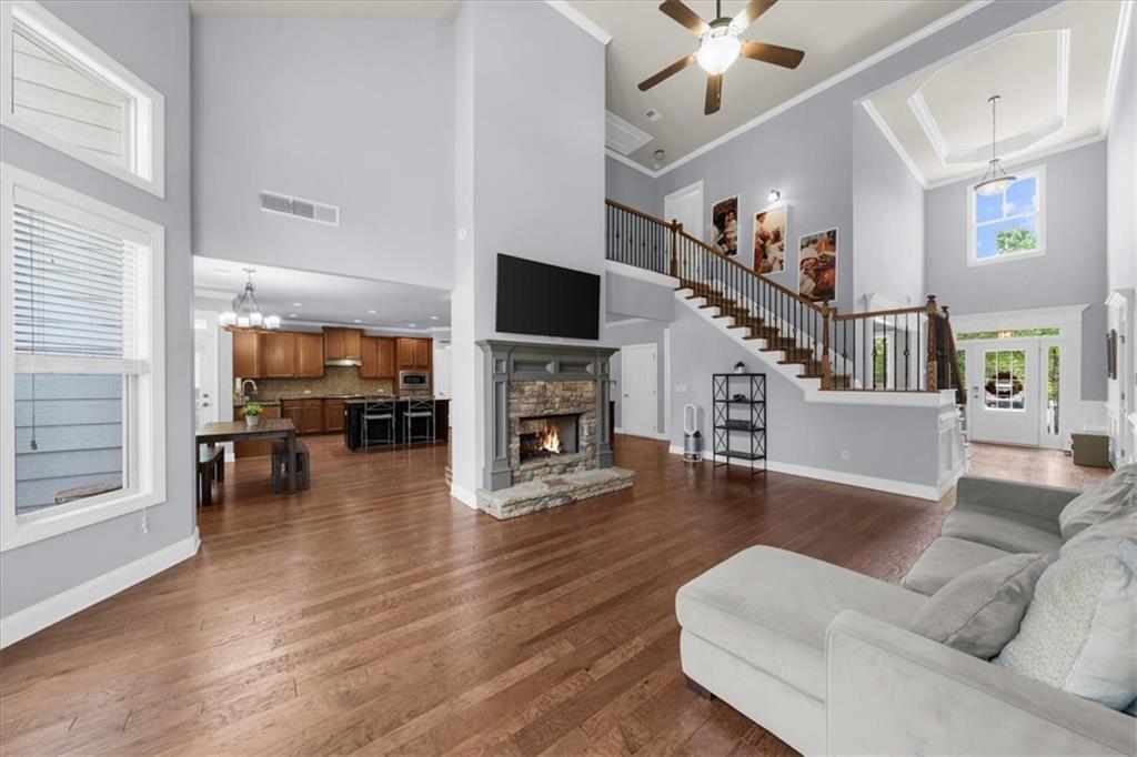 1156 Whisper Cove Drive, Buford, Georgia image 8