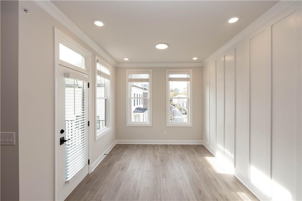 Towns on Thompson - Residential