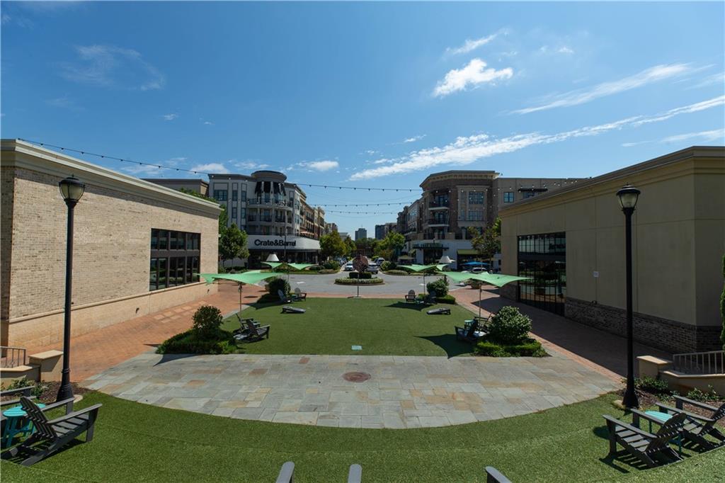 Towns on Thompson - Residential