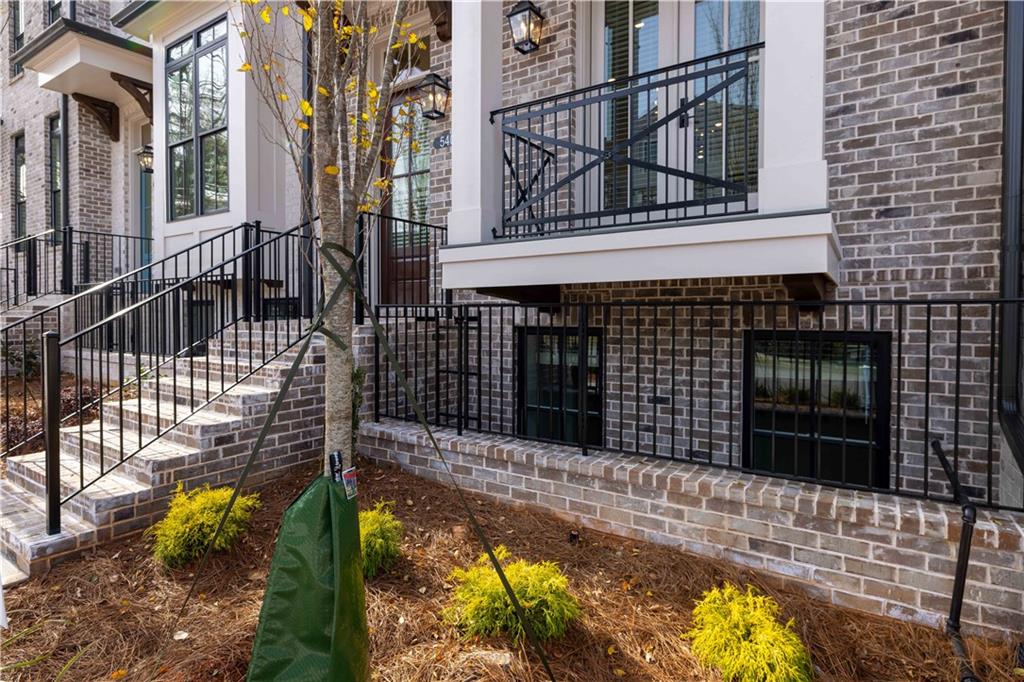 Towns on Thompson - Residential