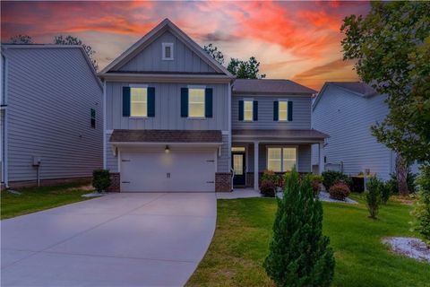 A home in Fairburn