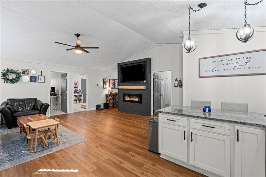 3675 Rosedale Circle