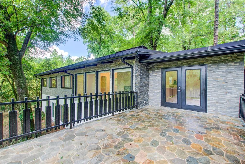 1676 Moores Mill Road, Atlanta, Georgia image 12