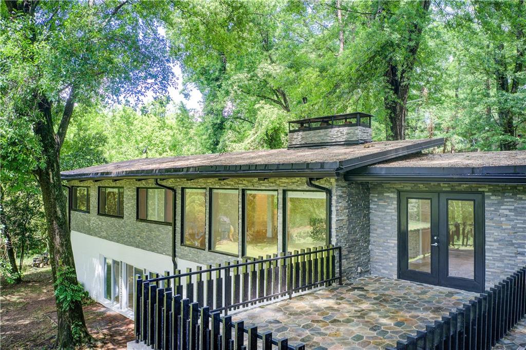 1676 Moores Mill Road, Atlanta, Georgia image 11