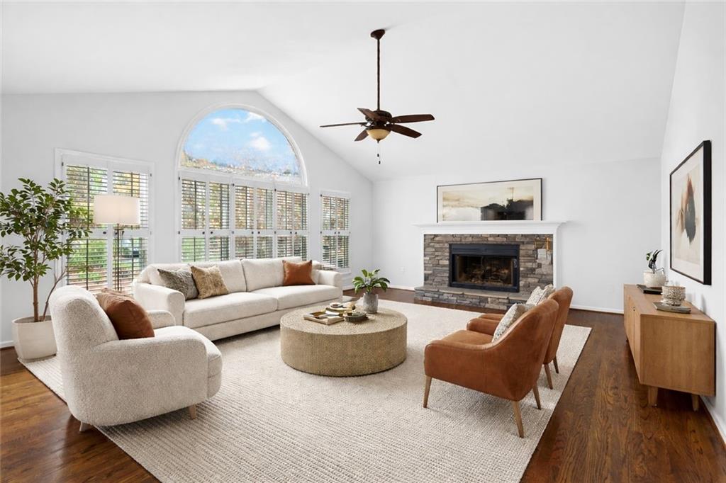 449 Coolsprings Cove