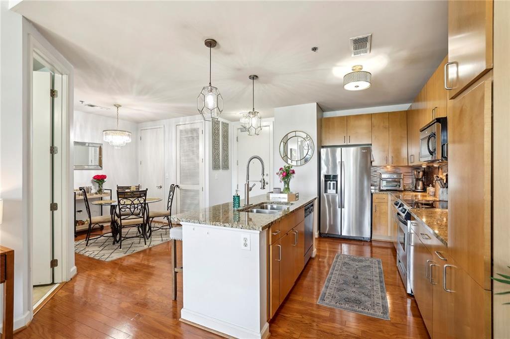 711 Cosmopolitan Drive #523, Atlanta, Georgia image 6
