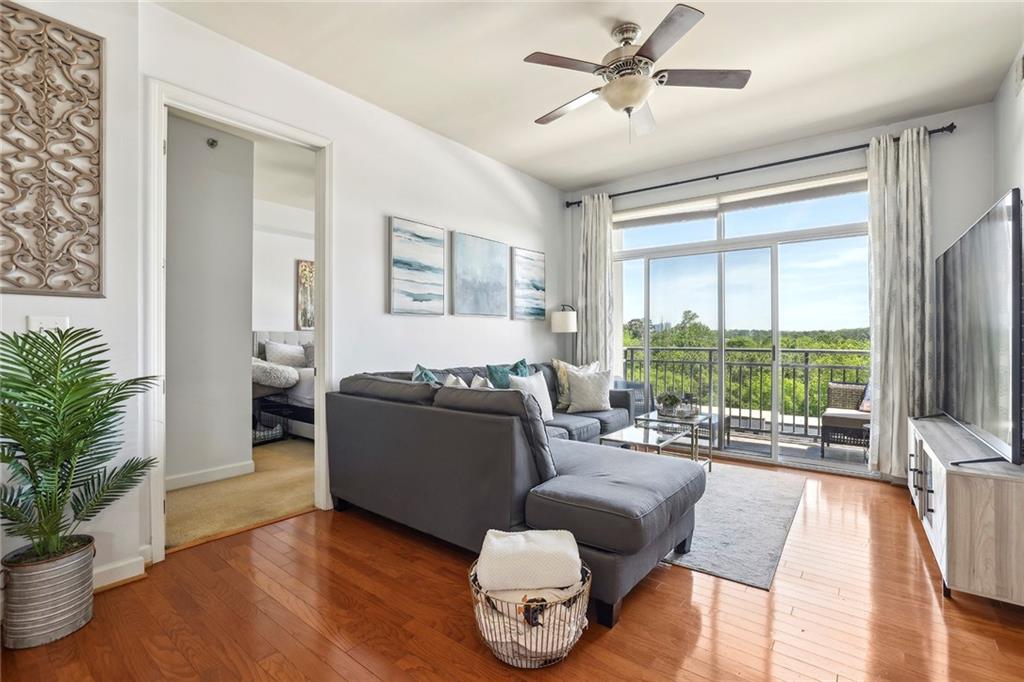 711 Cosmopolitan Drive #523, Atlanta, Georgia image 8
